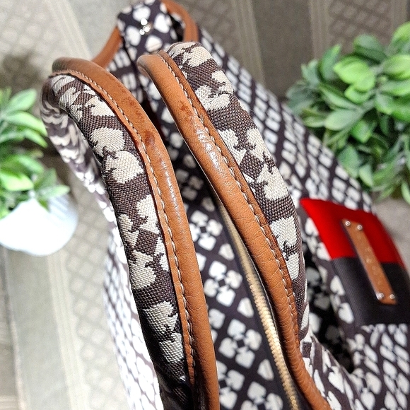 Kate Spade Stripe Hobo tote - Picture 15 of 16